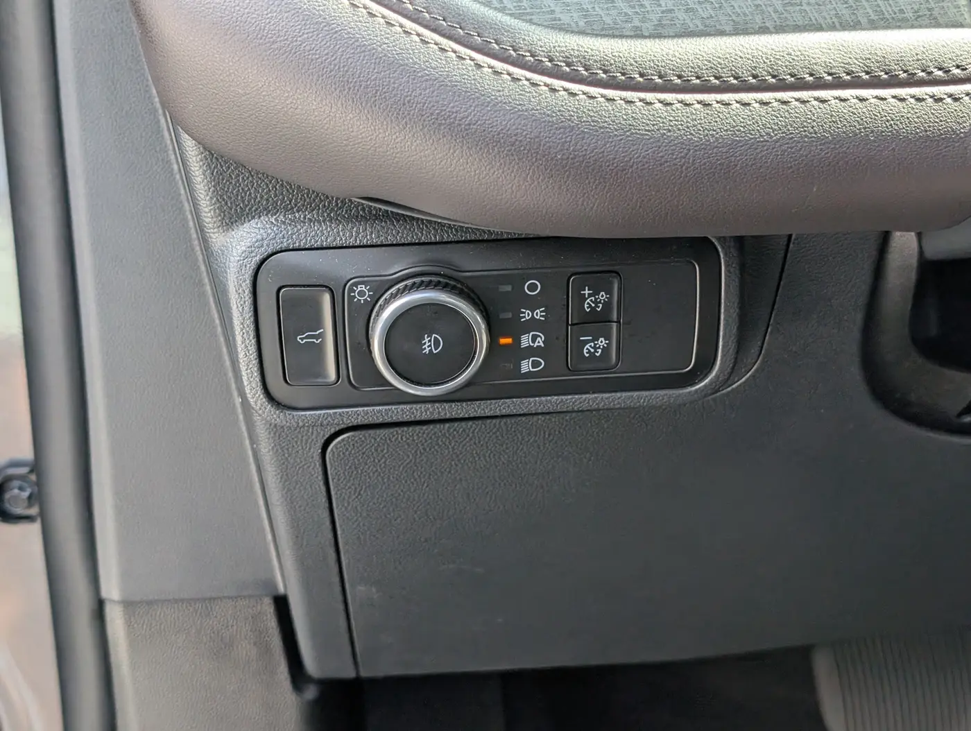 2025 Ford Explorer - $44,000