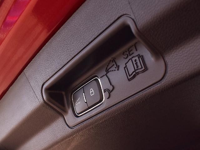 2025 Ford Explorer - $44,675