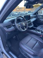 2025 Explorer Thumbnail 10