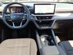 2025 Explorer Thumbnail 11
