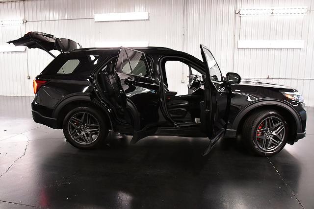 2025 Ford Explorer - $36,989