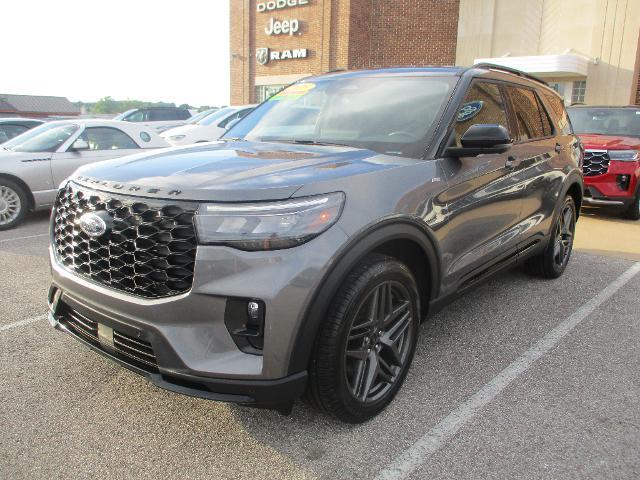 2025 Ford Explorer - $42,987
