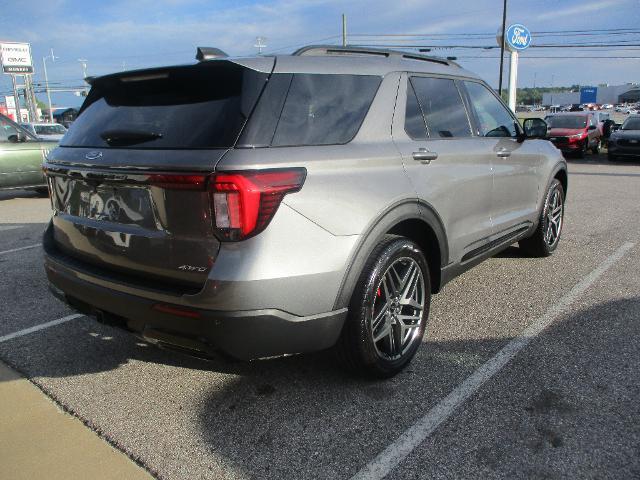 2025 Ford Explorer - $42,987