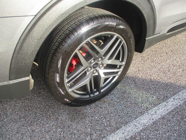 2025 Ford Explorer - $42,987