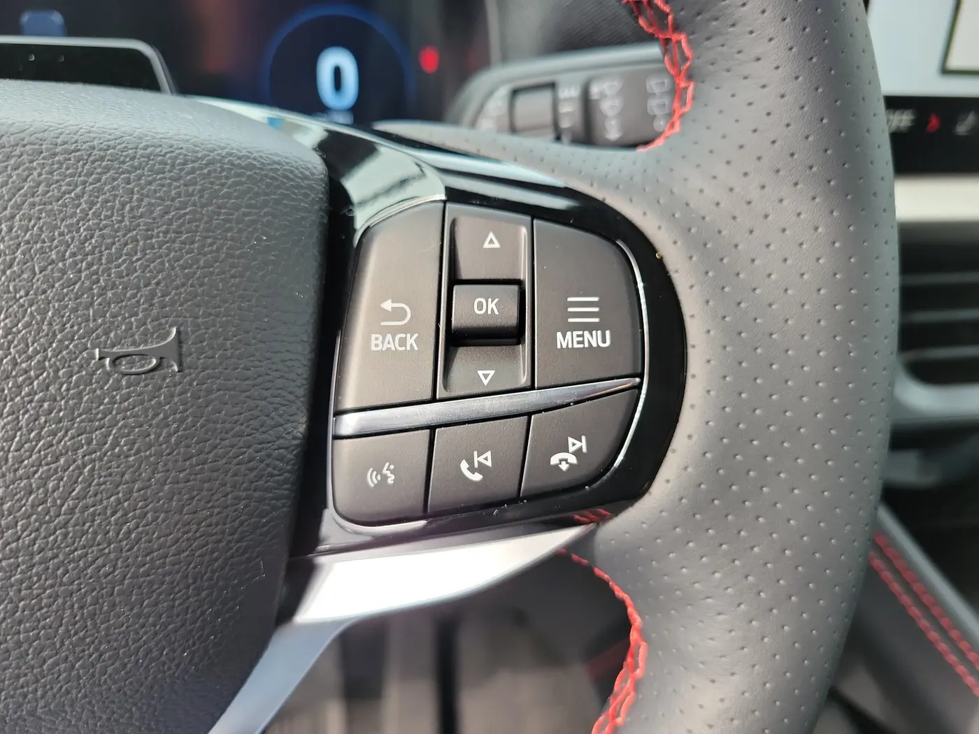 2025 Ford Explorer - $40,611