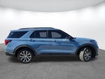 2025 Explorer Thumbnail 8