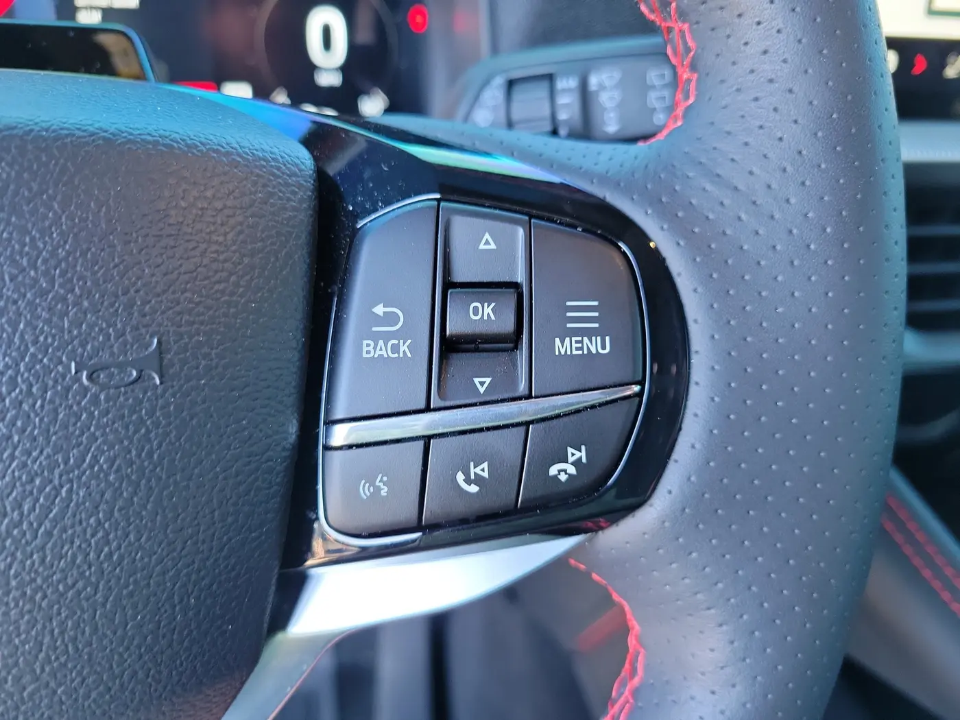 2025 Ford Explorer - $40,611