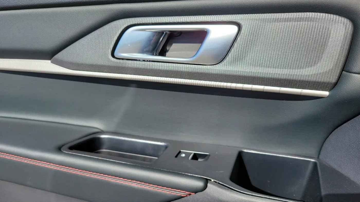 2025 Ford Explorer - $40,611