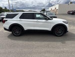 2025 Explorer Thumbnail 4