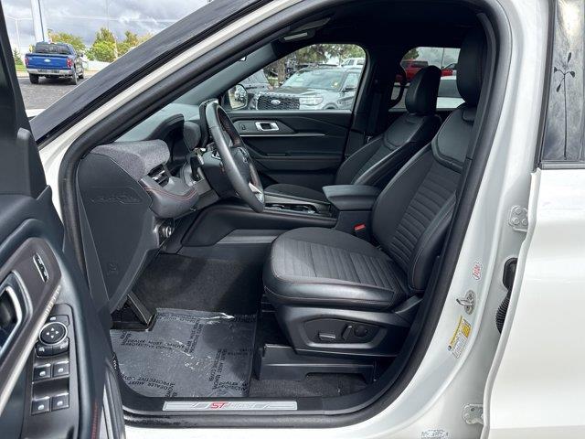2025 Ford Explorer - $39,945