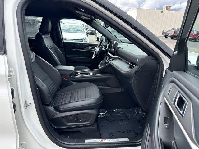 2025 Ford Explorer - $39,945