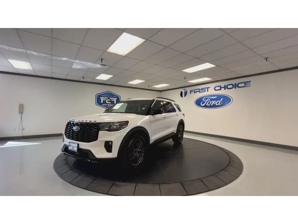 2025 Ford Explorer
