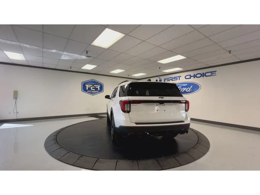 2025 Ford Explorer
