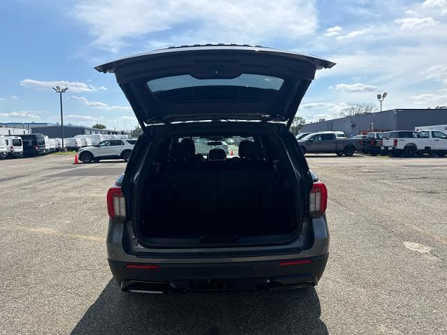 2026 Ford Explorer - $52,695