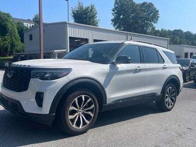 2025 Ford Explorer AWD St-Line 4DR SUV