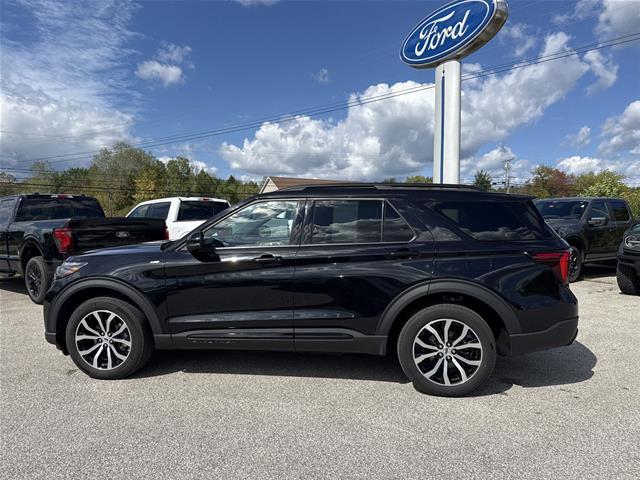 2025 Ford Explorer - $38,995