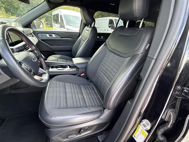 2025 Ford Explorer - $38,995