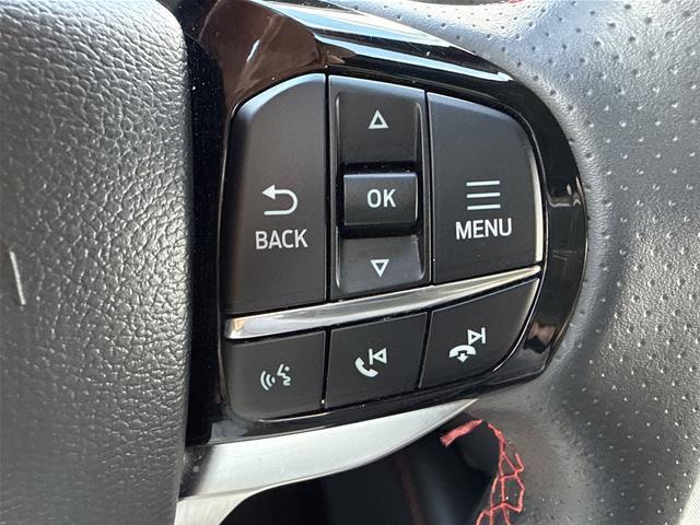 2025 Ford Explorer - $38,995