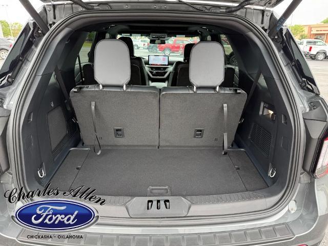 2025 Ford Explorer - $44,800