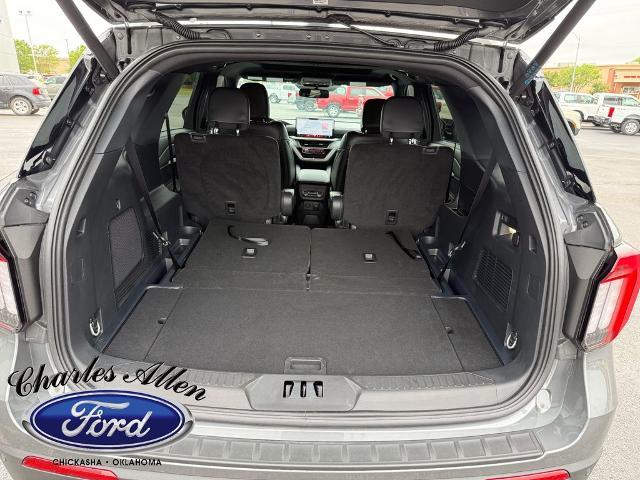 2025 Ford Explorer - $44,800