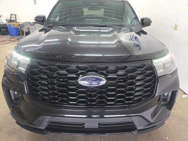 2026 Ford Explorer - $40,900