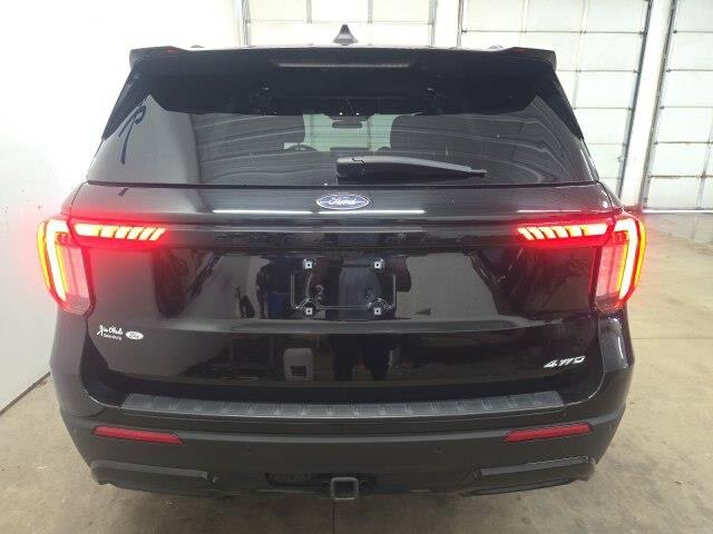 2026 Ford Explorer - $40,900
