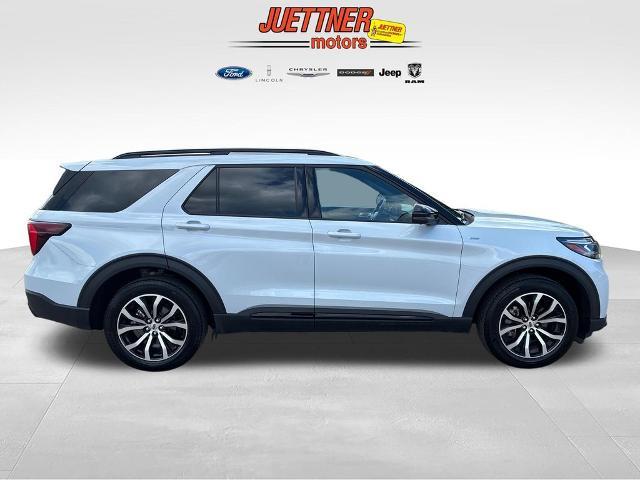 2026 Ford Explorer - $41,995