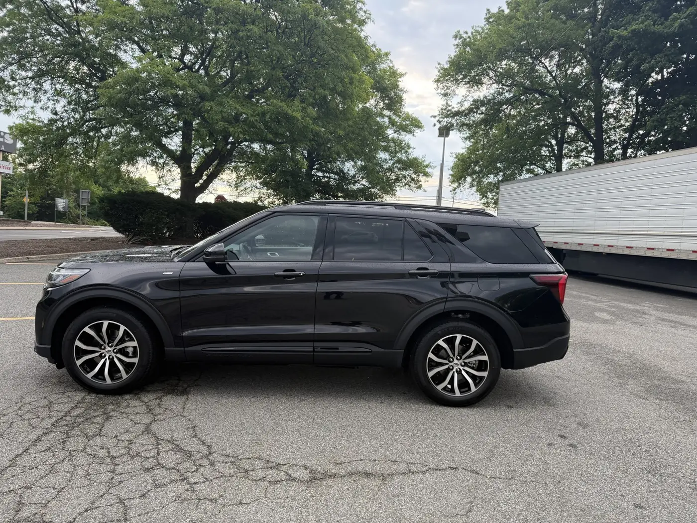 2026 Ford Explorer - $45,685