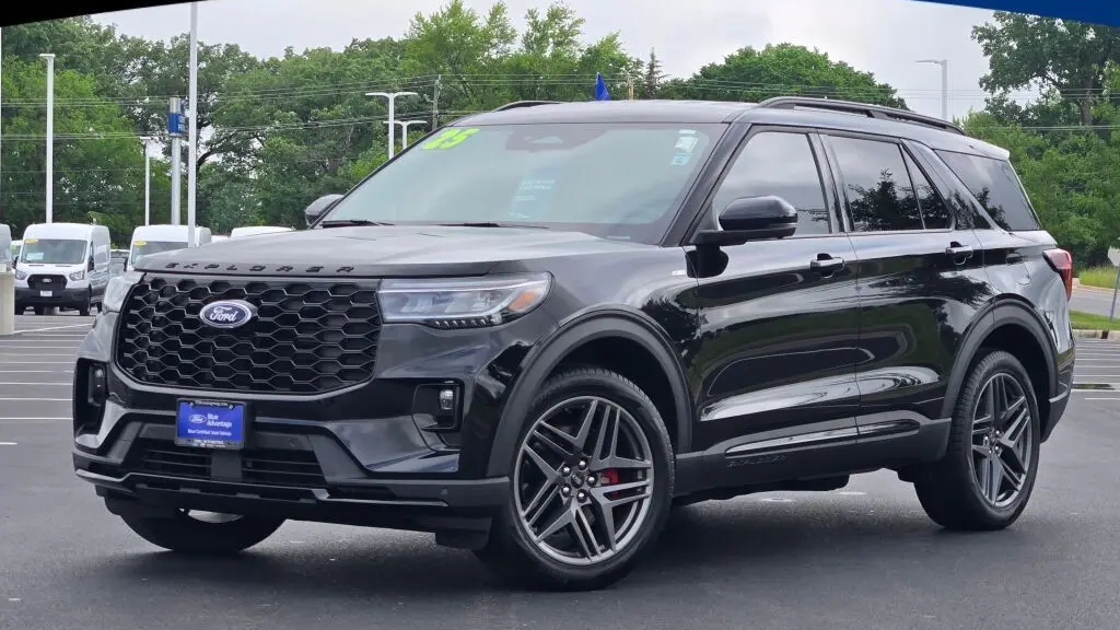 Preowned 2025 Ford Explorer ST-Line for Sale