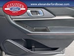 2025 Explorer Thumbnail 16