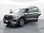 2025 Explorer Thumbnail 27