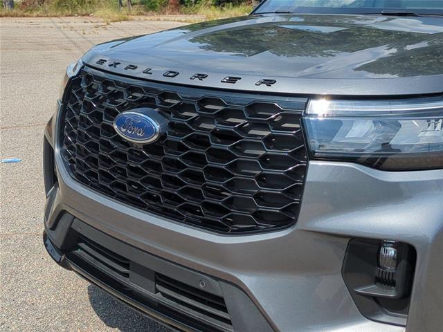 2025 Ford Explorer - $37,895