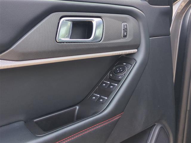 2025 Ford Explorer - $37,895