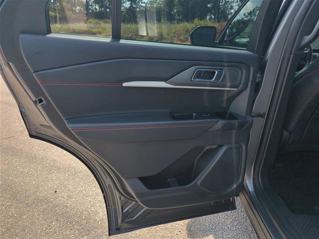 2025 Ford Explorer - $37,895