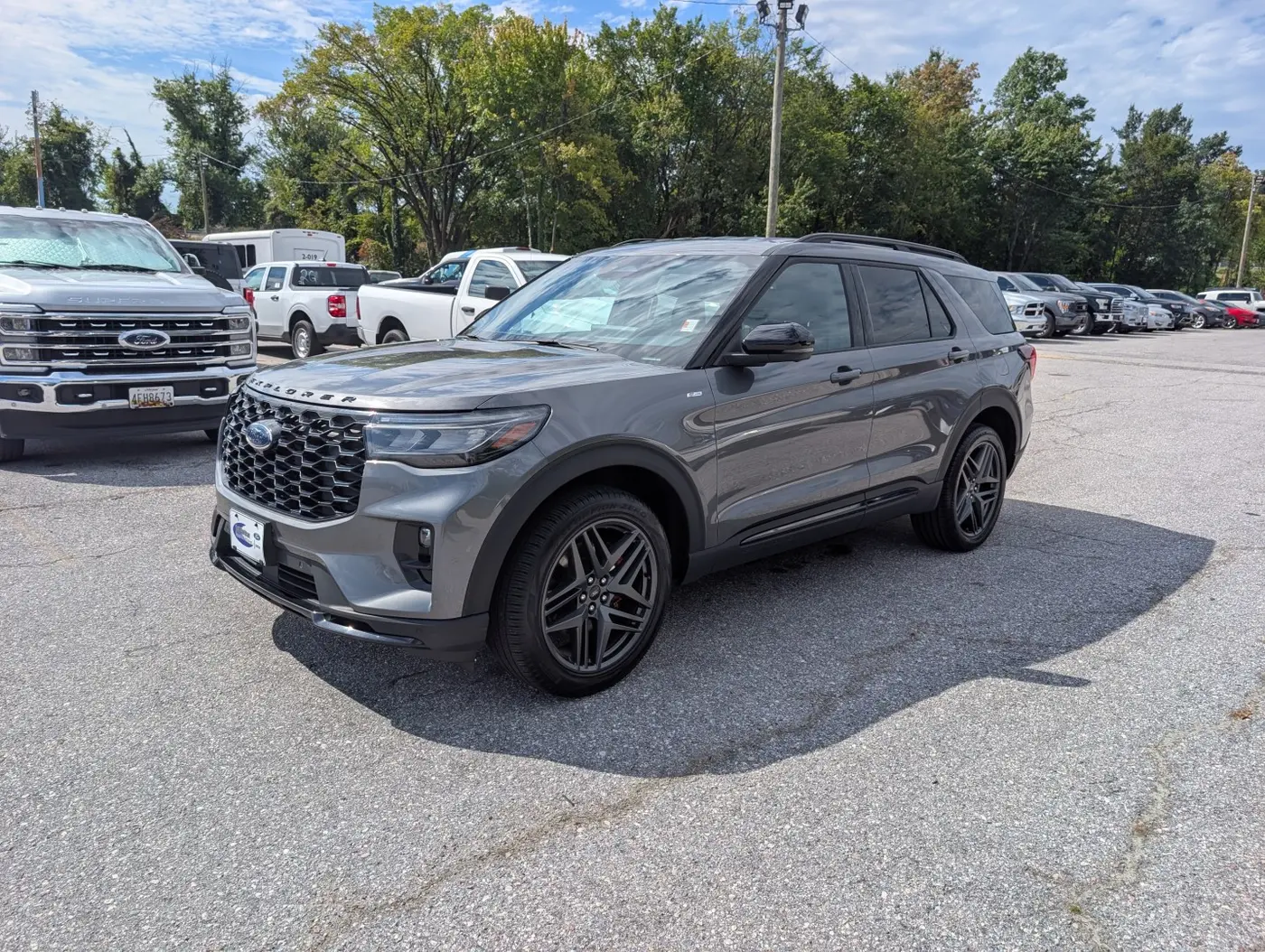 2025 Ford Explorer - $34,500