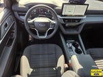 2025 Explorer Thumbnail 13