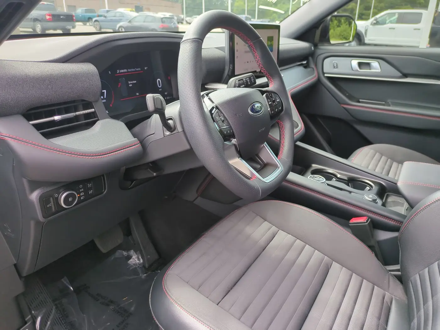 2026 Ford Explorer - $39,500