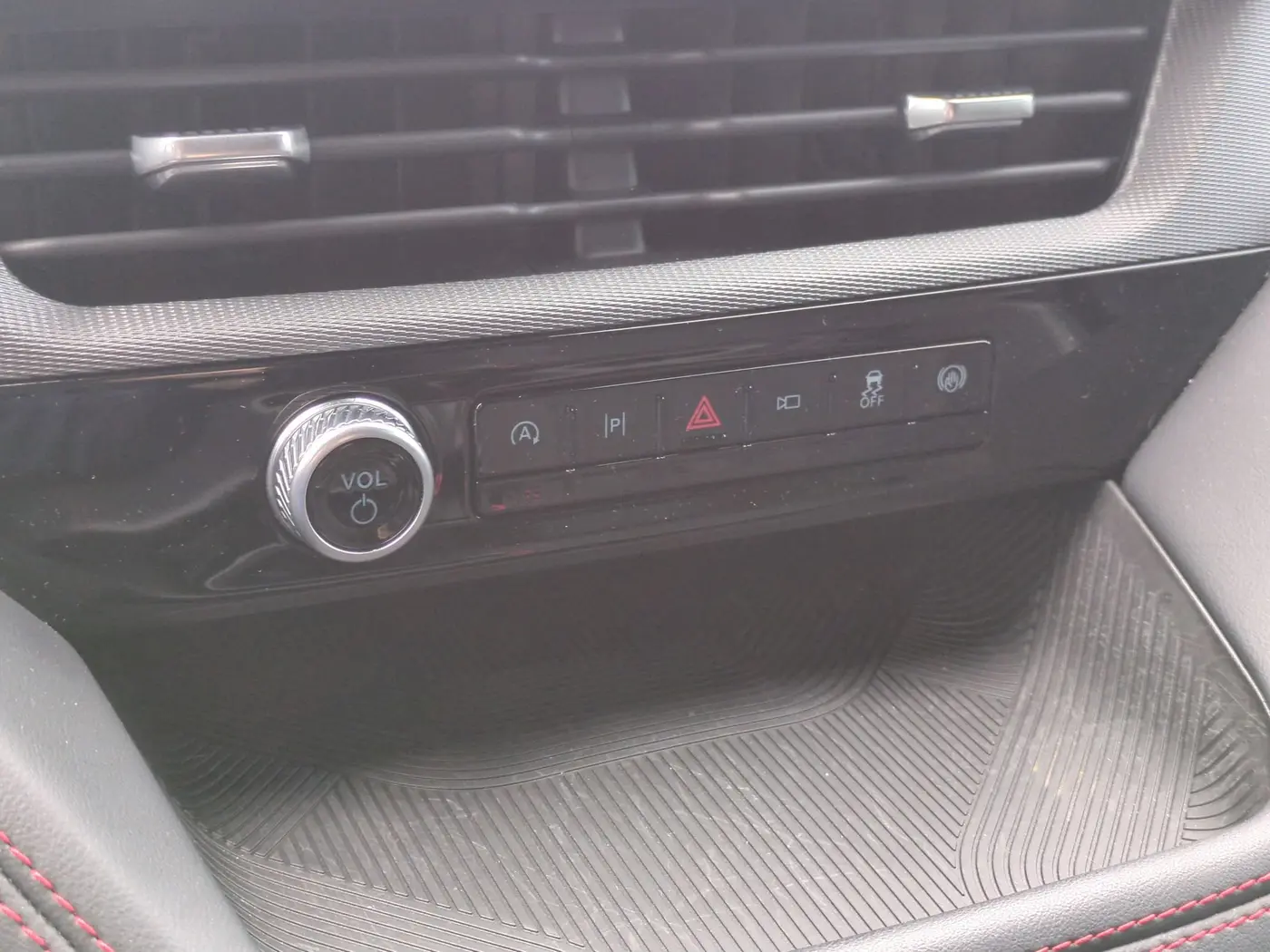 2026 Ford Explorer - $39,500
