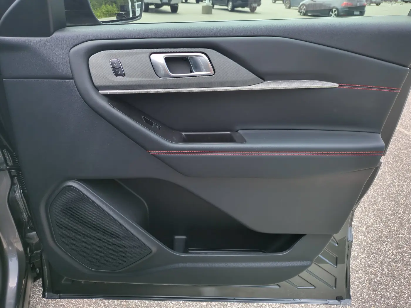 2026 Ford Explorer - $39,500