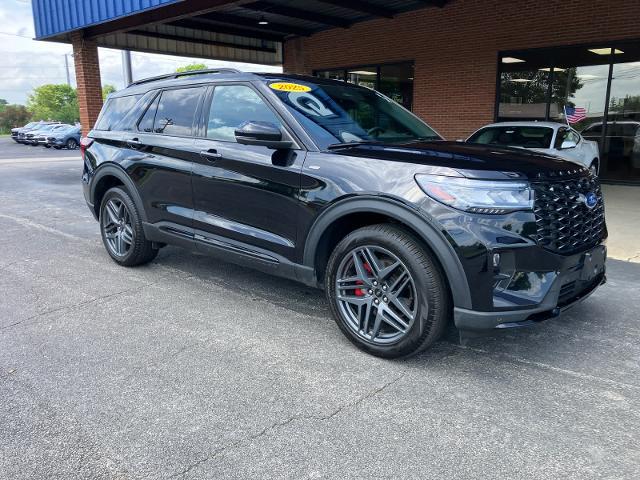 2025 Ford Explorer - $40,333