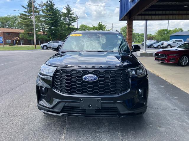 2025 Ford Explorer - $40,333