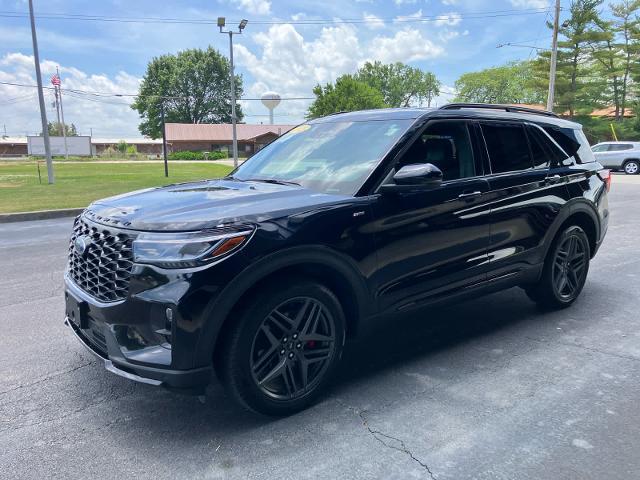 2025 Ford Explorer - $40,333