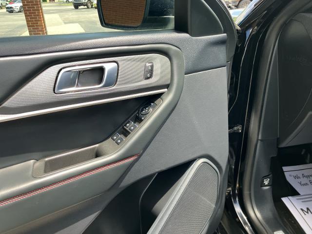 2025 Ford Explorer - $40,333