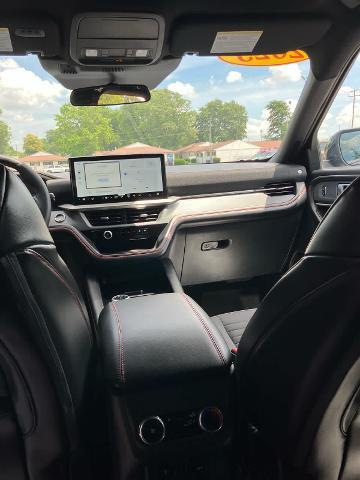 2025 Ford Explorer - $40,333