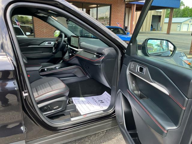 2025 Ford Explorer - $40,333