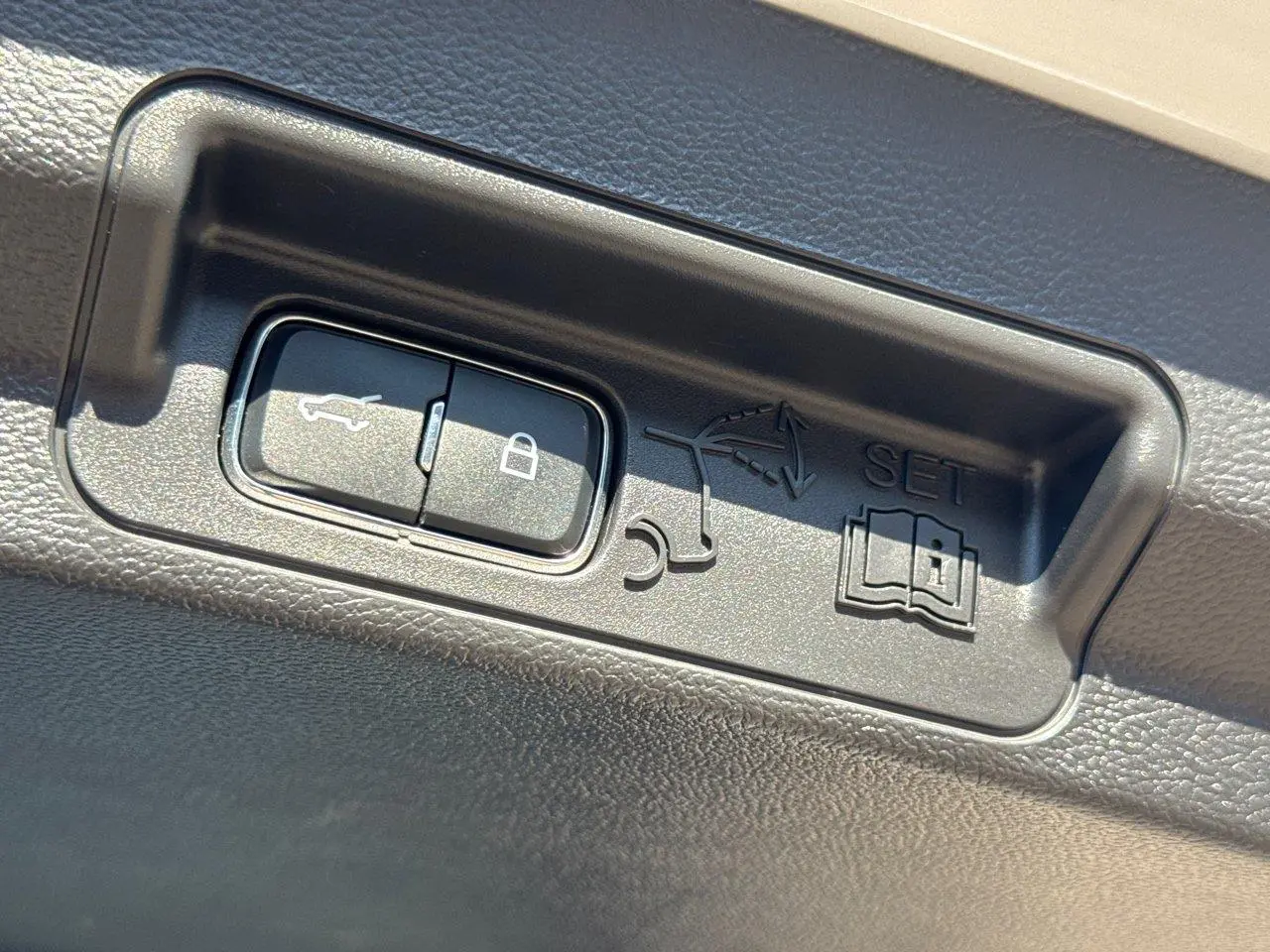 2026 Ford Explorer - $39,140