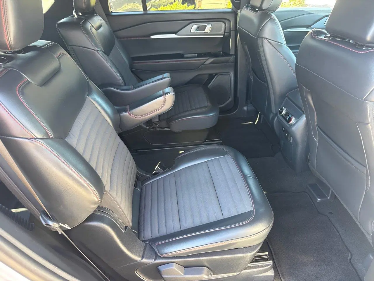 2026 Ford Explorer - $39,140