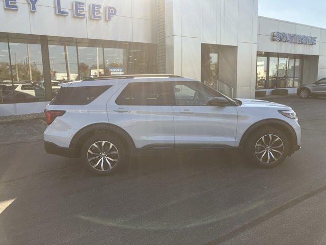 2026 Ford Explorer - $38,034