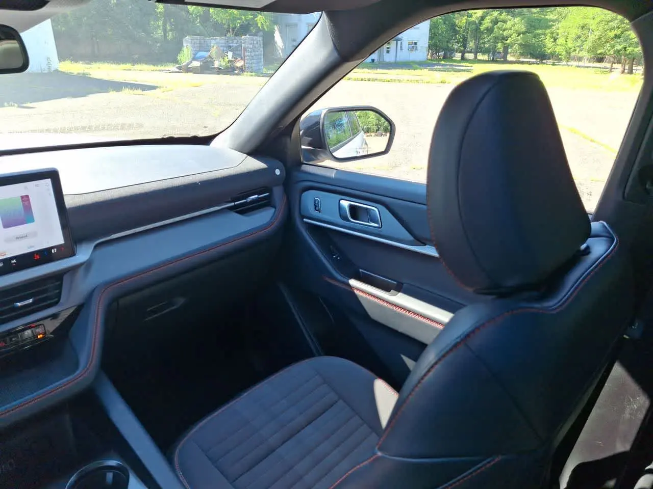 2026 Ford Explorer - $44,587