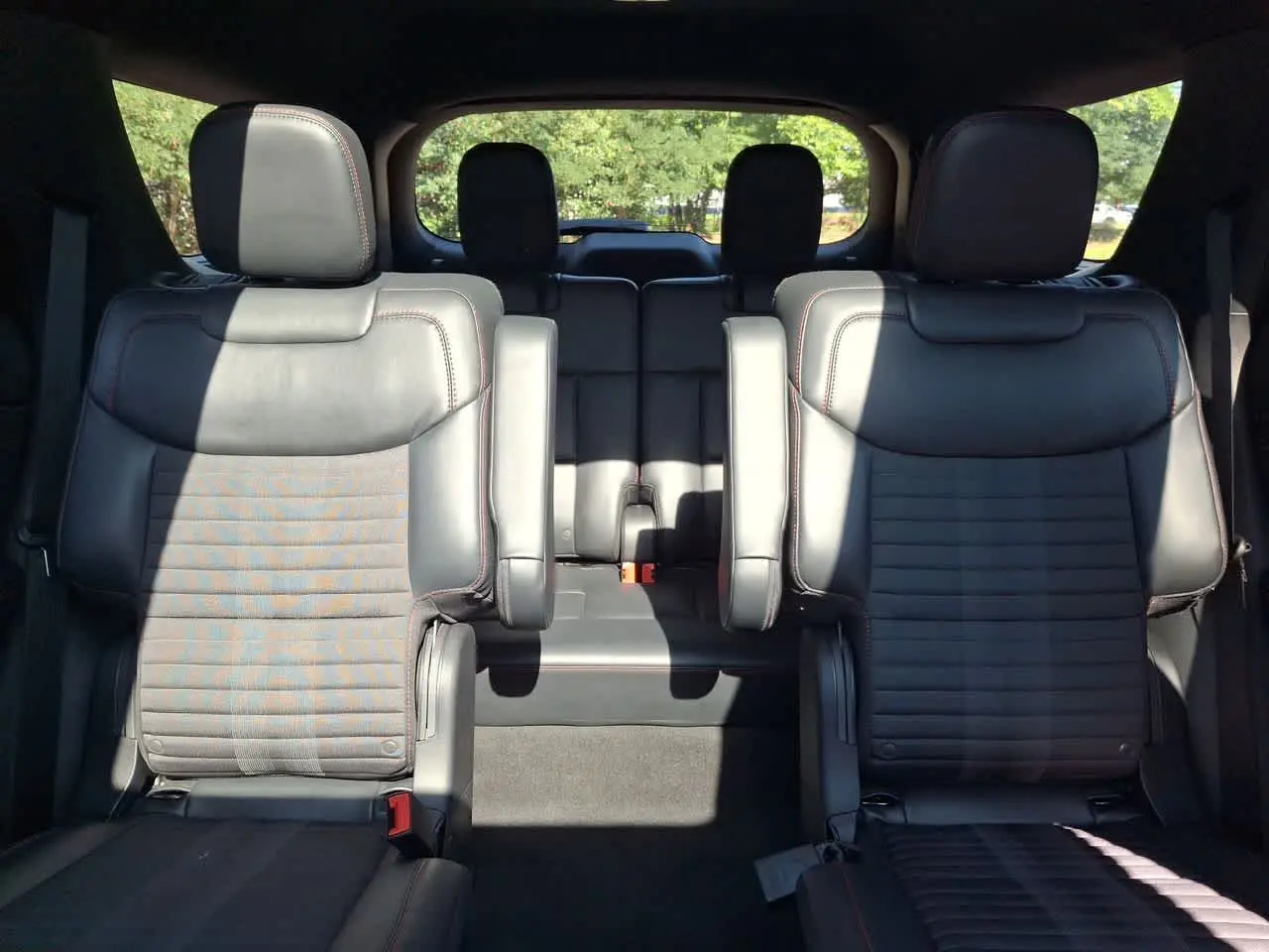 2026 Ford Explorer - $44,587